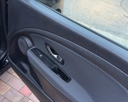 Черный Рено Меган, объемом двигателя 1.6 л и пробегом 211 тыс. км за 7400 $, фото 22 на Automoto.ua