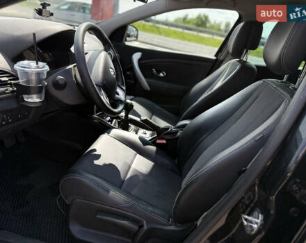 Черный Рено Меган, объемом двигателя 1.5 л и пробегом 286 тыс. км за 7700 $, фото 9 на Automoto.ua