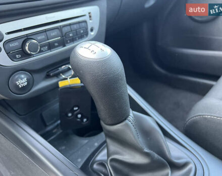 Черный Рено Меган, объемом двигателя 1.6 л и пробегом 210 тыс. км за 7600 $, фото 21 на Automoto.ua