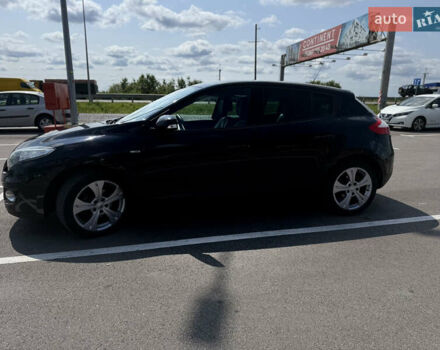 Черный Рено Меган, объемом двигателя 1.5 л и пробегом 286 тыс. км за 7700 $, фото 2 на Automoto.ua