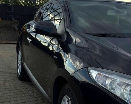 Черный Рено Меган, объемом двигателя 1.5 л и пробегом 243 тыс. км за 7600 $, фото 2 на Automoto.ua