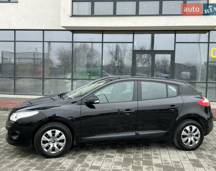 Черный Рено Меган, объемом двигателя 1.6 л и пробегом 206 тыс. км за 7300 $, фото 3 на Automoto.ua