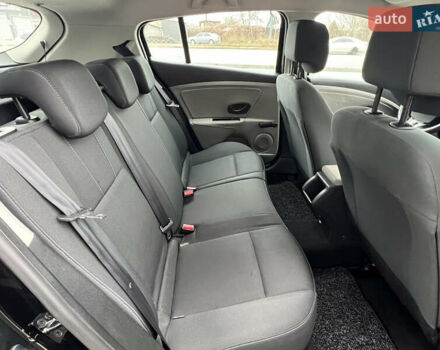 Черный Рено Меган, объемом двигателя 1.6 л и пробегом 206 тыс. км за 7300 $, фото 36 на Automoto.ua