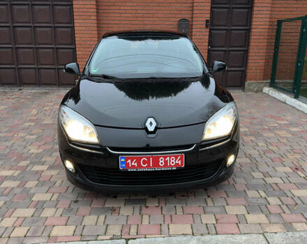 Черный Рено Меган, объемом двигателя 1.6 л и пробегом 211 тыс. км за 7400 $, фото 2 на Automoto.ua