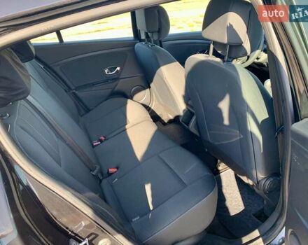 Рено Меган 2012 в Виннице на Automoto.ua Черный Рено Меган, объемом двигателя 1.6 л и пробегом 175 тыс. км за 8500 $, фото 23 на Automoto.ua