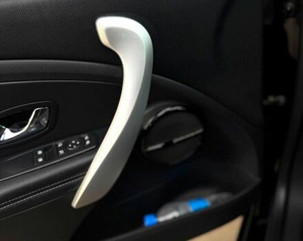 Черный Рено Меган, объемом двигателя 1.5 л и пробегом 243 тыс. км за 7600 $, фото 13 на Automoto.ua