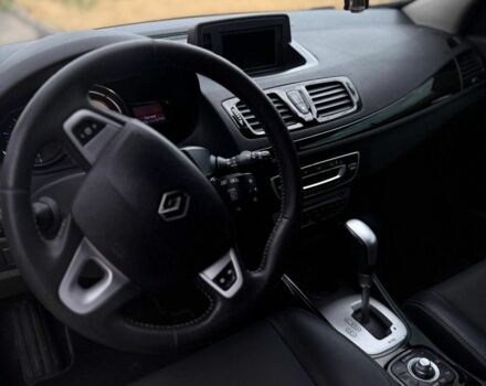 Рено Меган 2012 у Одесі на Automoto.ua Чорний Рено Меган, об'ємом двигуна 1.5 л та пробігом 244 тис. км за 7600 $, фото 16 на Automoto.ua