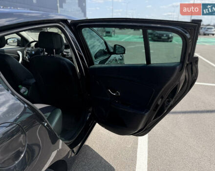 Черный Рено Меган, объемом двигателя 1.5 л и пробегом 286 тыс. км за 7700 $, фото 15 на Automoto.ua