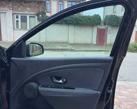 Черный Рено Меган, объемом двигателя 1.6 л и пробегом 211 тыс. км за 7400 $, фото 21 на Automoto.ua