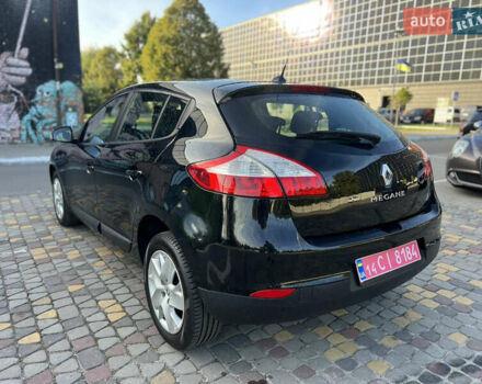 Черный Рено Меган, объемом двигателя 1.6 л и пробегом 210 тыс. км за 7600 $, фото 3 на Automoto.ua