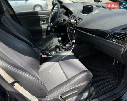 Черный Рено Меган, объемом двигателя 1.5 л и пробегом 286 тыс. км за 7700 $, фото 17 на Automoto.ua