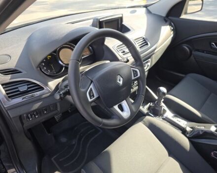 Черный Рено Меган, объемом двигателя 1.5 л и пробегом 279 тыс. км за 7600 $, фото 12 на Automoto.ua