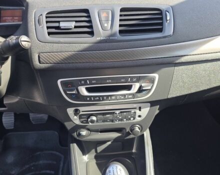 Черный Рено Меган, объемом двигателя 1.5 л и пробегом 279 тыс. км за 7600 $, фото 16 на Automoto.ua