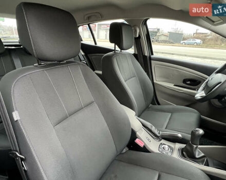 Черный Рено Меган, объемом двигателя 1.6 л и пробегом 206 тыс. км за 7300 $, фото 42 на Automoto.ua