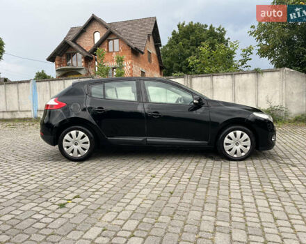 Черный Рено Меган, объемом двигателя 1.5 л и пробегом 249 тыс. км за 7900 $, фото 2 на Automoto.ua