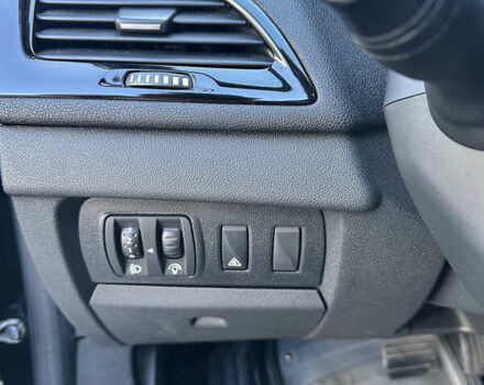 Черный Рено Меган, объемом двигателя 1.46 л и пробегом 229 тыс. км за 8700 $, фото 10 на Automoto.ua