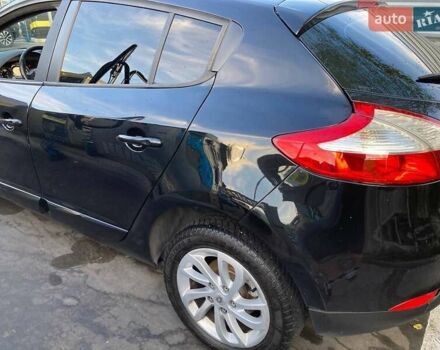 Рено Меган 2013 в Днепре (Днепропетровске) на Automoto.ua Черный Рено Меган, объемом двигателя 1.5 л и пробегом 238 тыс. км за 7100 $, фото 17 на Automoto.ua