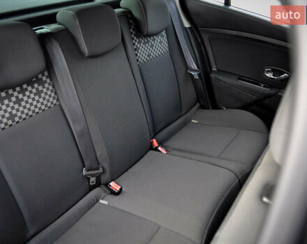 Черный Рено Меган, объемом двигателя 1.6 л и пробегом 179 тыс. км за 8300 $, фото 64 на Automoto.ua