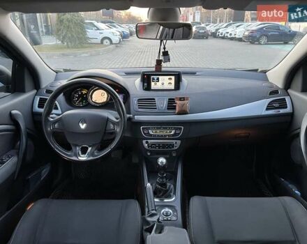 Черный Рено Меган, объемом двигателя 1.46 л и пробегом 250 тыс. км за 7699 $, фото 24 на Automoto.ua