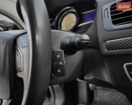 Черный Рено Меган, объемом двигателя 1.6 л и пробегом 179 тыс. км за 8300 $, фото 83 на Automoto.ua