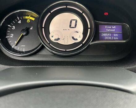 Черный Рено Меган, объемом двигателя 1.5 л и пробегом 249 тыс. км за 7900 $, фото 13 на Automoto.ua