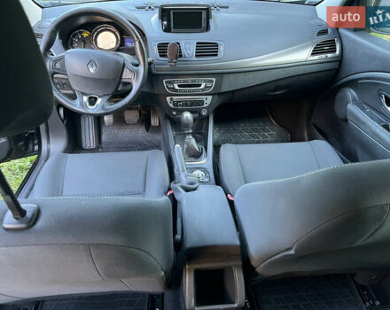 Черный Рено Меган, объемом двигателя 1.5 л и пробегом 249 тыс. км за 7900 $, фото 7 на Automoto.ua