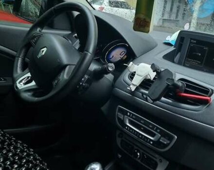 Черный Рено Меган, объемом двигателя 1.5 л и пробегом 237 тыс. км за 7500 $, фото 7 на Automoto.ua