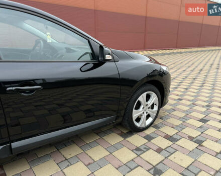 Черный Рено Меган, объемом двигателя 1.6 л и пробегом 205 тыс. км за 9250 $, фото 28 на Automoto.ua