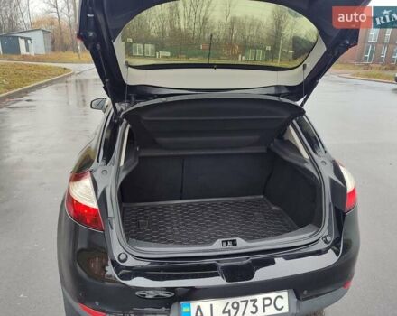 Черный Рено Меган, объемом двигателя 1.5 л и пробегом 232 тыс. км за 9500 $, фото 10 на Automoto.ua