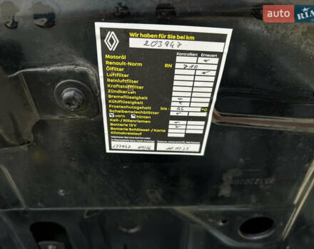 Черный Рено Меган, объемом двигателя 1.6 л и пробегом 205 тыс. км за 9250 $, фото 78 на Automoto.ua