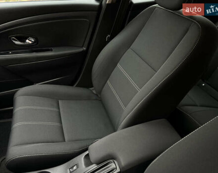 Черный Рено Меган, объемом двигателя 1.6 л и пробегом 205 тыс. км за 9250 $, фото 53 на Automoto.ua