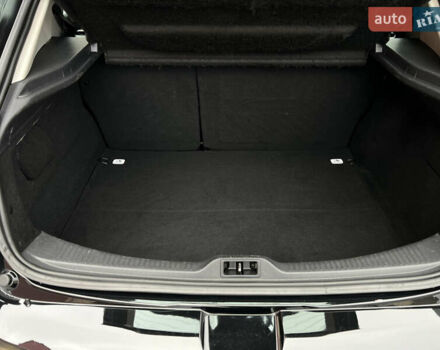 Черный Рено Меган, объемом двигателя 1.6 л и пробегом 205 тыс. км за 9250 $, фото 76 на Automoto.ua