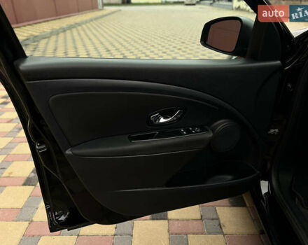 Черный Рено Меган, объемом двигателя 1.6 л и пробегом 205 тыс. км за 9250 $, фото 44 на Automoto.ua