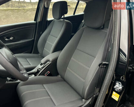 Черный Рено Меган, объемом двигателя 1.6 л и пробегом 205 тыс. км за 9250 $, фото 50 на Automoto.ua