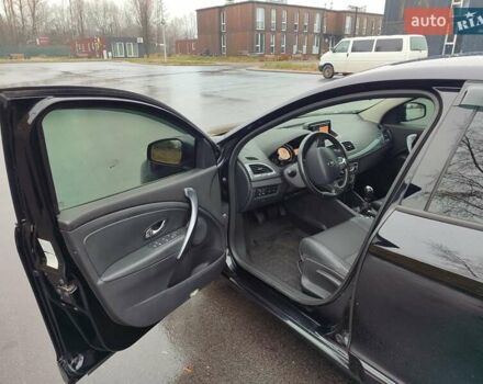 Черный Рено Меган, объемом двигателя 1.5 л и пробегом 232 тыс. км за 9500 $, фото 8 на Automoto.ua