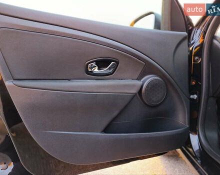 Черный Рено Меган, объемом двигателя 1.6 л и пробегом 205 тыс. км за 8600 $, фото 12 на Automoto.ua