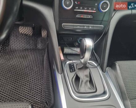 Черный Рено Меган, объемом двигателя 1.46 л и пробегом 265 тыс. км за 12500 $, фото 5 на Automoto.ua