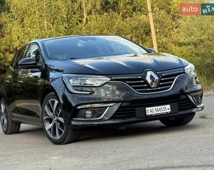 Черный Рено Меган, объемом двигателя 1.2 л и пробегом 196 тыс. км за 11250 $, фото 2 на Automoto.ua