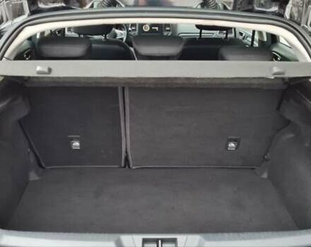 Черный Рено Меган, объемом двигателя 1.5 л и пробегом 122 тыс. км за 12800 $, фото 11 на Automoto.ua