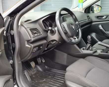 Черный Рено Меган, объемом двигателя 1.5 л и пробегом 122 тыс. км за 12800 $, фото 6 на Automoto.ua