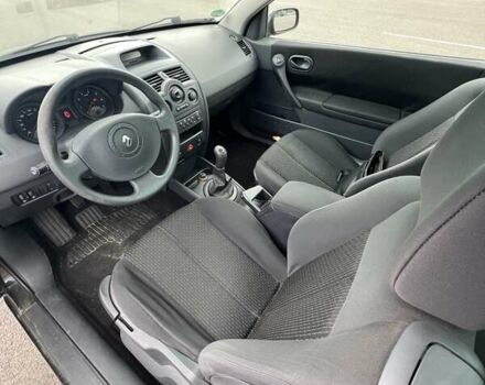 Черный Рено Меган, объемом двигателя 1.6 л и пробегом 77 тыс. км за 5300 $, фото 18 на Automoto.ua