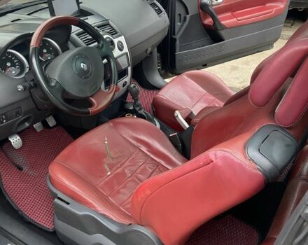 Чорний Рено Меган, об'ємом двигуна 2 л та пробігом 196 тис. км за 4400 $, фото 7 на Automoto.ua