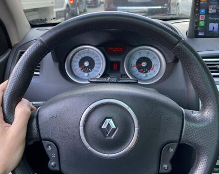 Черный Рено Меган, объемом двигателя 2 л и пробегом 276 тыс. км за 5699 $, фото 4 на Automoto.ua