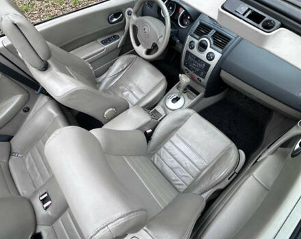 Чорний Рено Меган, об'ємом двигуна 2 л та пробігом 200 тис. км за 6000 $, фото 11 на Automoto.ua