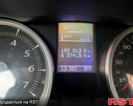 Чорний Рено Меган, об'ємом двигуна 1.6 л та пробігом 193 тис. км за 5999 $, фото 3 на Automoto.ua