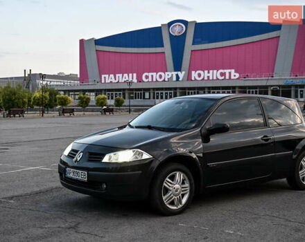 Черный Рено Меган, объемом двигателя 1.6 л и пробегом 280 тыс. км за 3900 $, фото 6 на Automoto.ua