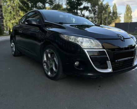 Черный Рено Меган, объемом двигателя 2 л и пробегом 206 тыс. км за 7000 $, фото 3 на Automoto.ua