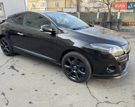 Чорний Рено Меган, об'ємом двигуна 2 л та пробігом 146 тис. км за 6799 $, фото 8 на Automoto.ua