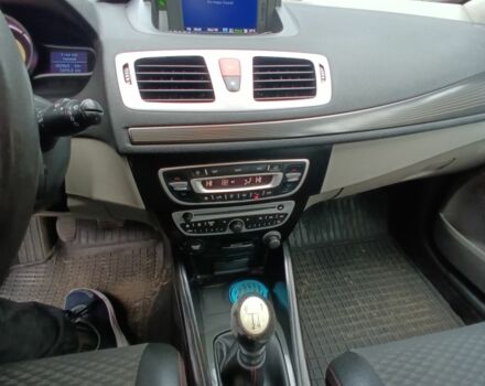 Чорний Рено Меган, об'ємом двигуна 1.5 л та пробігом 380 тис. км за 4950 $, фото 8 на Automoto.ua