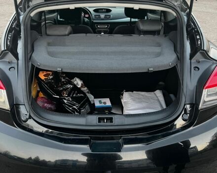 Черный Рено Меган, объемом двигателя 1.5 л и пробегом 250 тыс. км за 6800 $, фото 8 на Automoto.ua